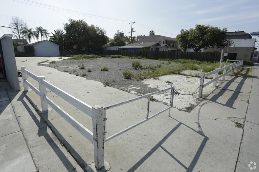 Primary Photo Of 5564 Atlantic Ave, Long Beach Land For Sale