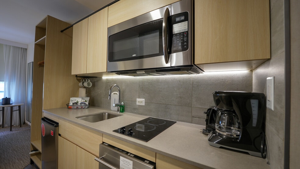 More Photos Of 324 W 44th St, New York Hotel For Sale