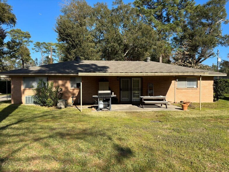 More Photos Of 19609 Wied Rd, Spring Office For Sale