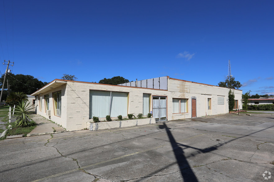 Primary Photo Of 1901 Pace Blvd, Pensacola Lodge Meeting Hall For Sale