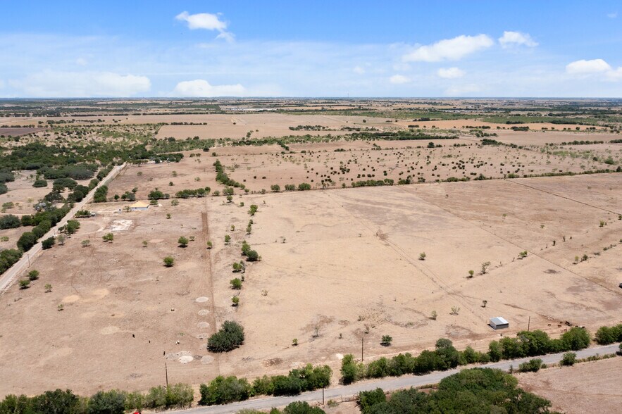 More Photos Of 1150 County Road 308, Jarrell Land For Sale