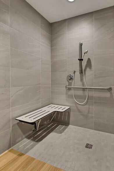 More Photos Of 717 W St Germain St, Saint Cloud Office For Lease