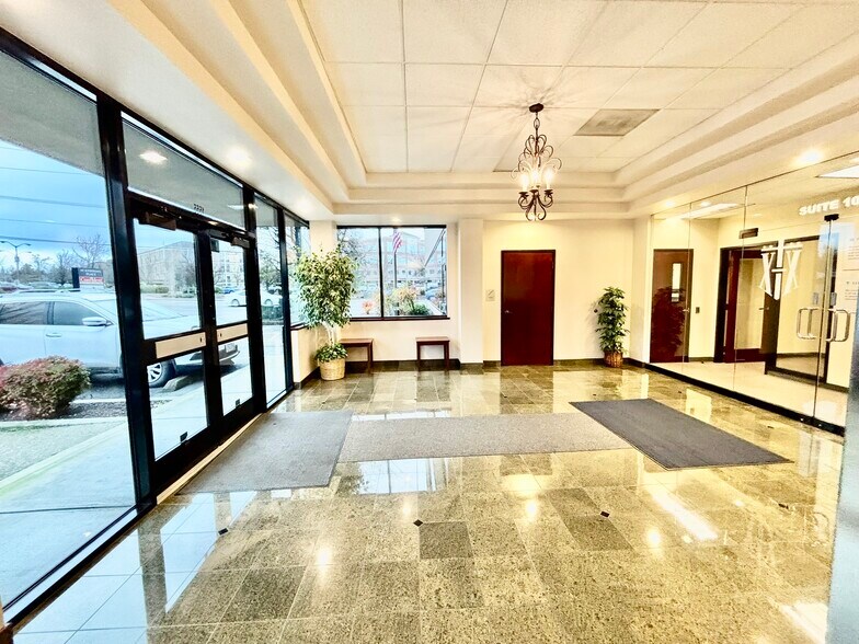 More Photos Of 1555 E McAndrews Rd, Medford Medical For Lease