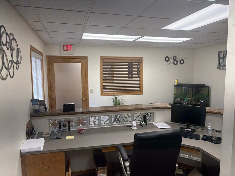 More Photos Of 2149 Velp Ave, Green Bay Office For Lease