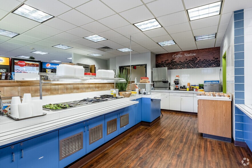 More Photos Of 800 Kinderkamack Rd, Oradell Office For Lease