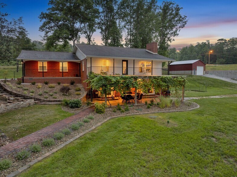 More Photos Of 1060 Paint Rock Ferry Rd, Kingston Specialty For Sale