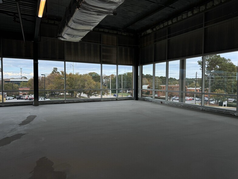 More Photos Of 2413 Blue Ridge Rd, Raleigh Bank For Lease