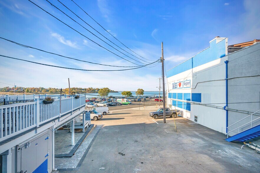 More Photos Of 25 W Front St, Keyport Bank For Lease