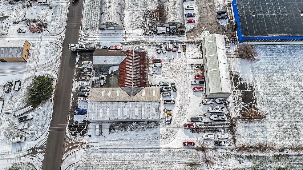 More Photos Of 715 Kingsbury St, Maumee Warehouse For Sale