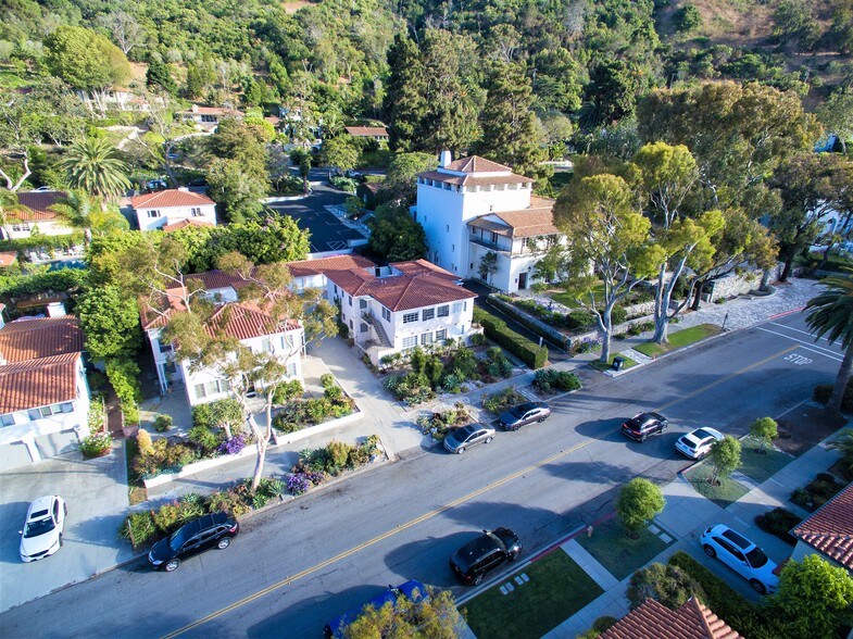 More Photos Of 2412 Via Campesina, Palos Verdes Estates Apartments For Sale