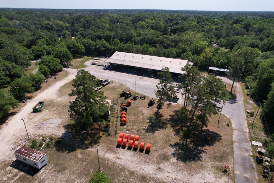 More Photos Of 1500 N Longstreet St, Kingstree Light Distribution For Sale