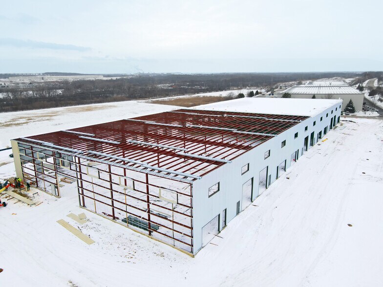 More Photos Of 3300-3310 Mound Rd, Joliet Warehouse For Lease