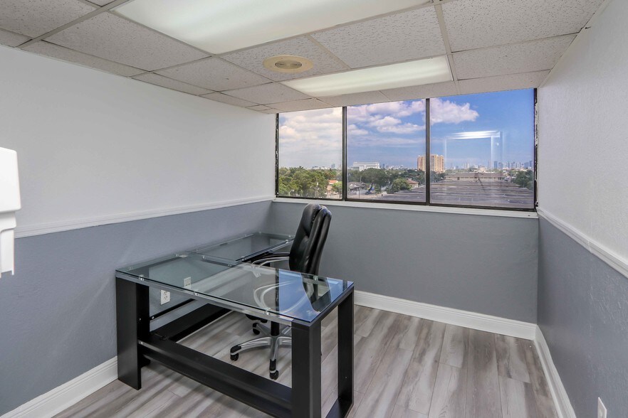 More Photos Of 4011 W Flagler St, Miami Loft Creative Space For Sale