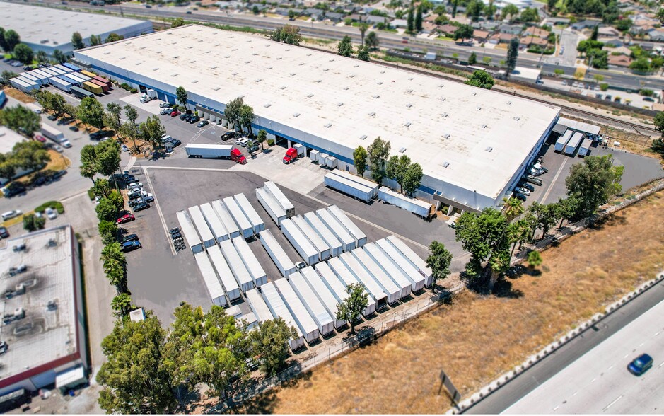 Primary Photo Of 2867 Surveyor St, Pomona Manufacturing For Lease