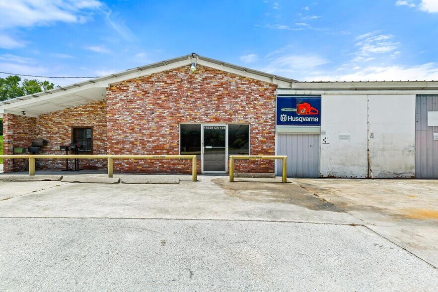 More Photos Of 15928 County Road 108, Hilliard Service For Sale