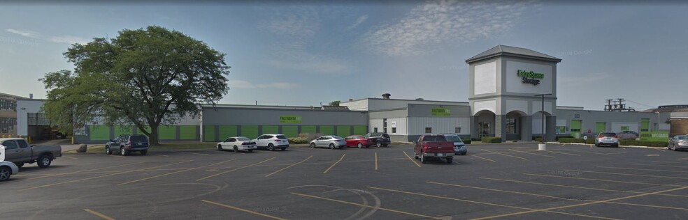 Primary Photo Of 5701 W Ogden Ave, Cicero Self Storage For Lease