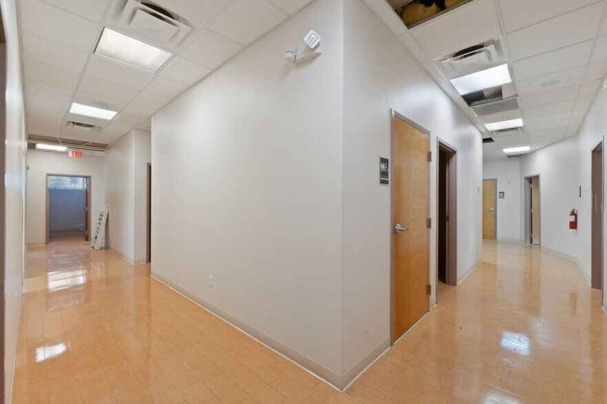 More Photos Of 603 N Washington Ave, Titusville Office For Sale