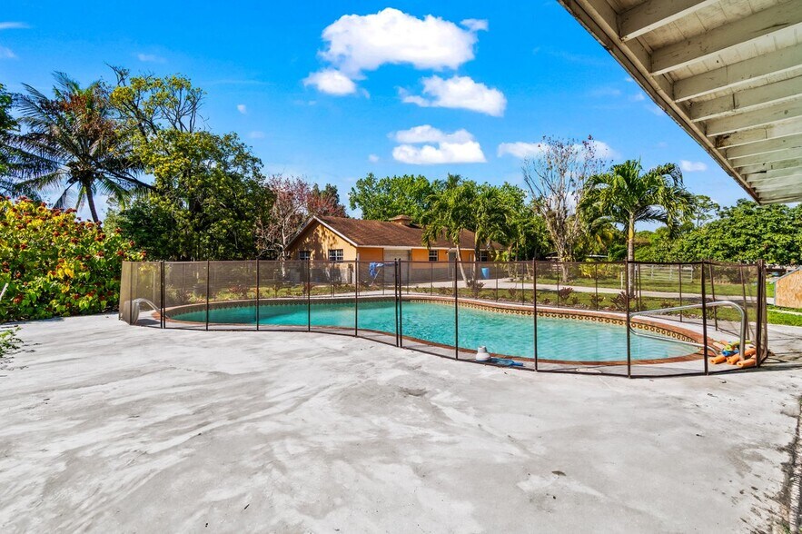 More Photos Of 5313 Colbright Rd, Greenacres Land For Sale