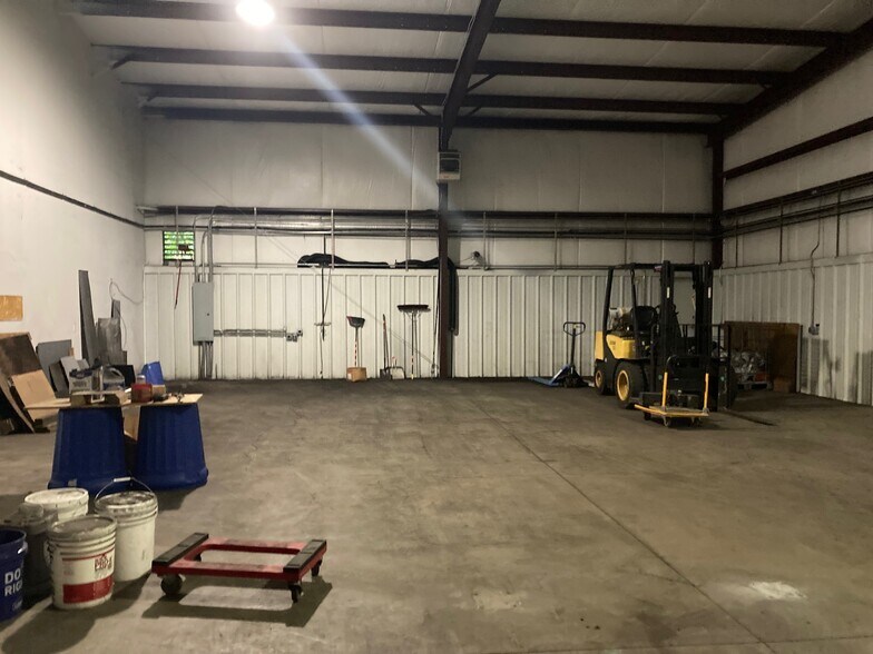 More Photos Of 6424 Boyleston Hwy, Mills River Light Manufacturing For Sale