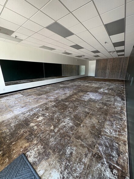 More Photos Of 1649 Saint Mary St, Thibodaux General Retail For Lease