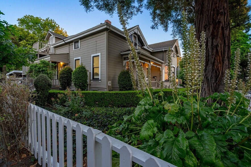 More Photos Of 142 N Central Ave, Campbell Office Residential For Sale