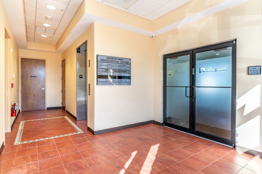 More Photos Of 1001 S Fort Harrison Ave, Clearwater Medical For Lease