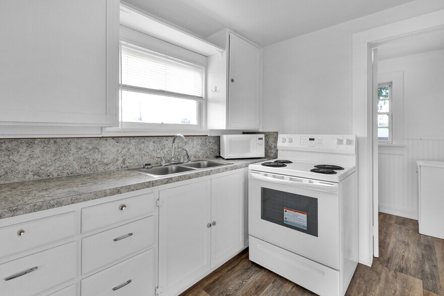 More Photos Of 405 N 2nd E, Mountain Home Apartments For Sale