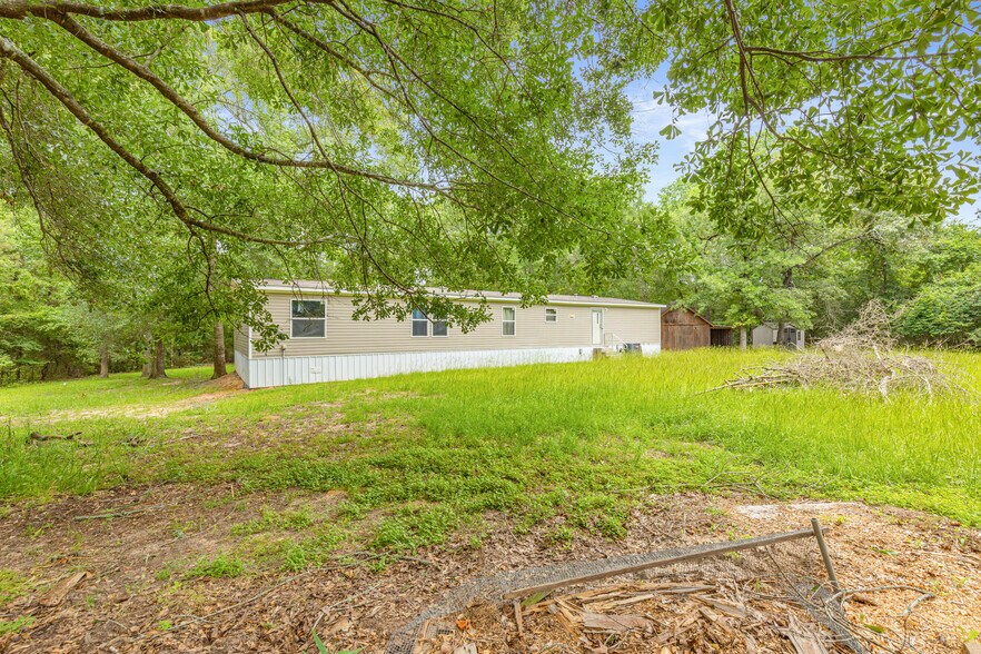 More Photos Of 7362 Washington Ave, Montgomery Flex For Sale