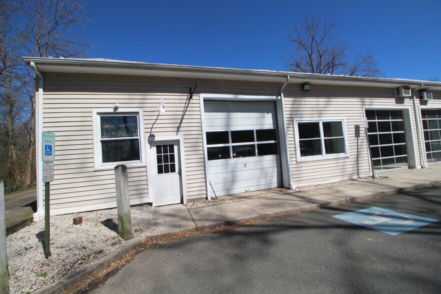 More Photos Of 77 S Union St, Lambertville Restaurant For Sale