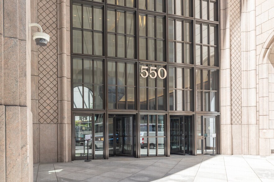 More Photos Of 550 Madison Ave, New York Office For Lease