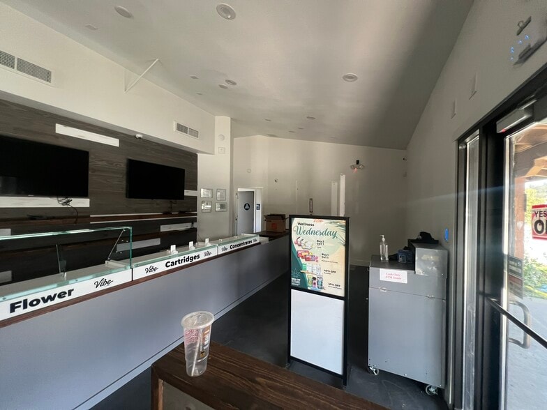 More Photos Of 1031 El Camino Real N, Salinas Auto Repair For Lease