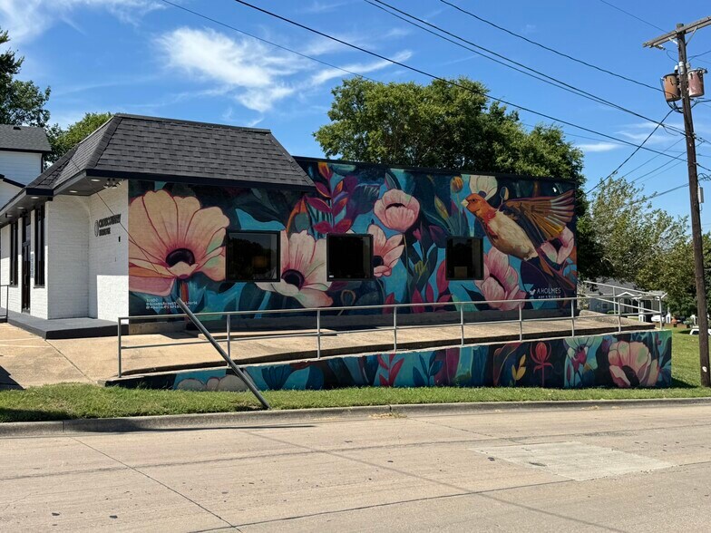 More Photos Of 500 S Tennessee St, McKinney Office For Sale