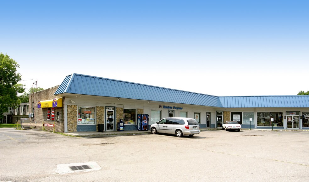More Photos Of 2501-2511 N Walnut St, Muncie Unknown For Lease