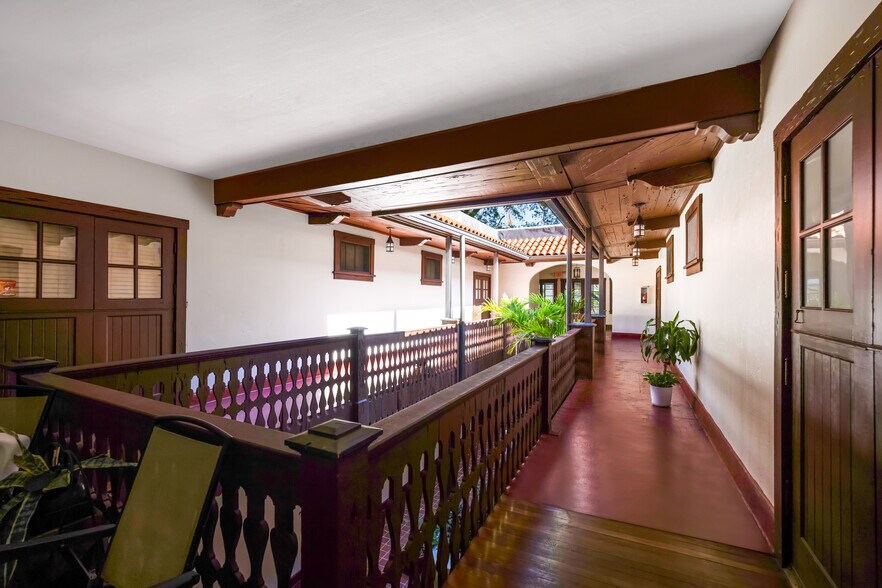 More Photos Of 315 Navarre Ave, Coral Gables Apartments For Sale