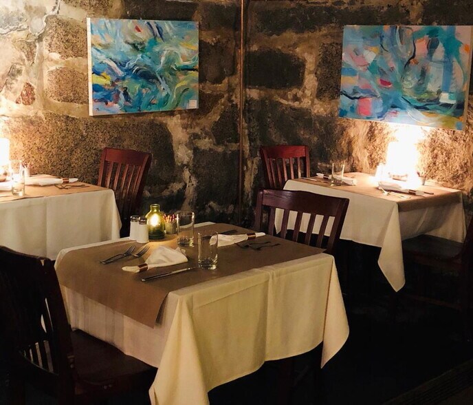 More Photos Of 548 Main St, Fryeburg Hotel For Sale