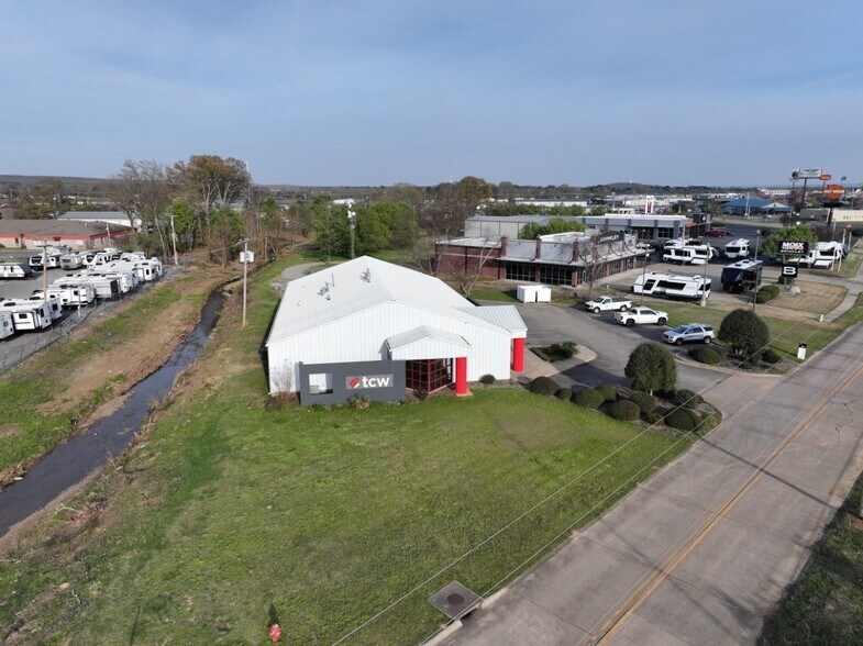 More Photos Of 1180 Collier Dr, Conway Office For Sale