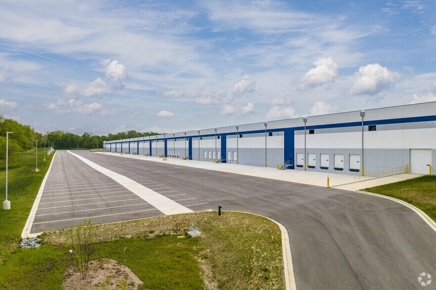 More Photos Of 16220 Hopewell Rd, Williamsport Distribution For Lease