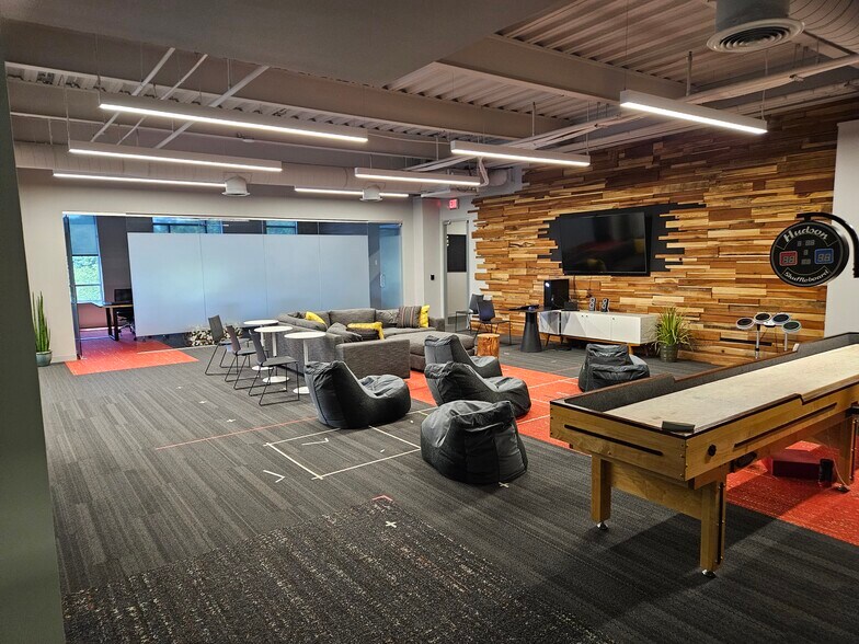 More Photos Of 4107 Mallory Ln, Franklin Medical For Sale