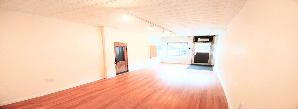 More Photos Of 304 Newark Ave, Jersey City Storefront Retail Office For Lease