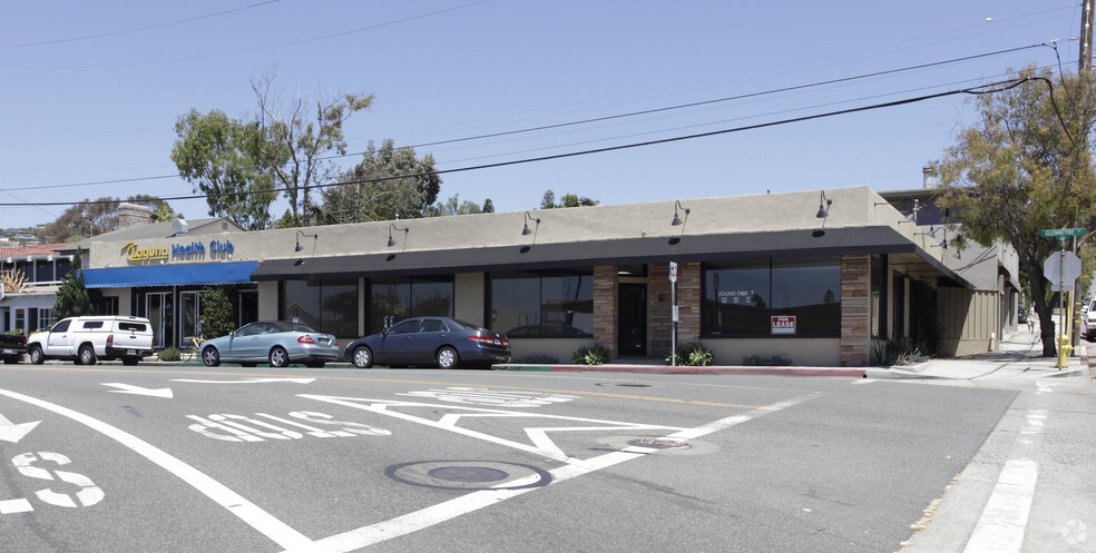 Primary Photo Of 888 Glenneyre St, Laguna Beach Storefront For Lease