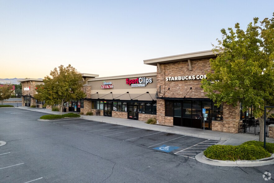 More Photos Of 3728 W 13400 S, Riverton General Retail For Lease
