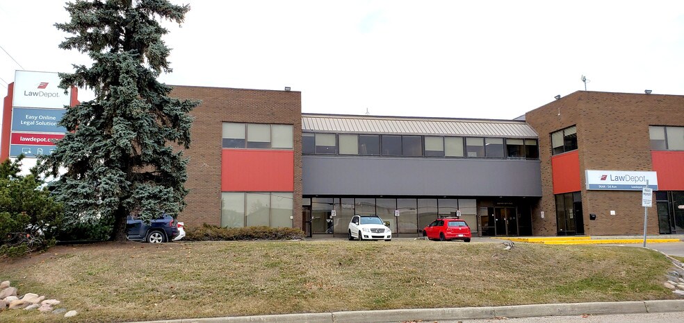 More Photos Of 9640-9644 54th Ave NW, Edmonton Office For Lease