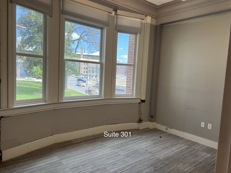 More Photos Of 123 E 7th St, Chattanooga Office For Sale