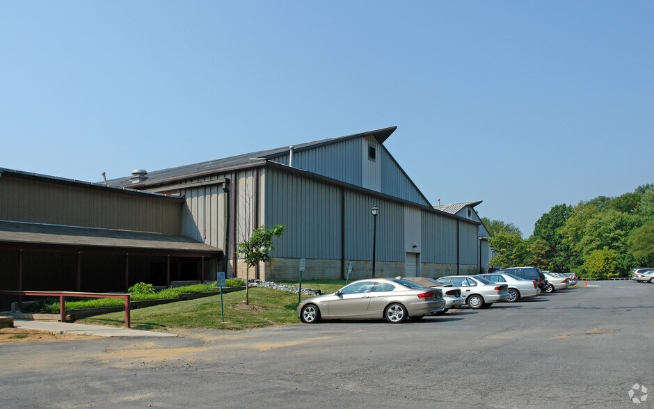 More Photos Of 14501 Homecrest Rd, Silver Spring Health Club For Lease