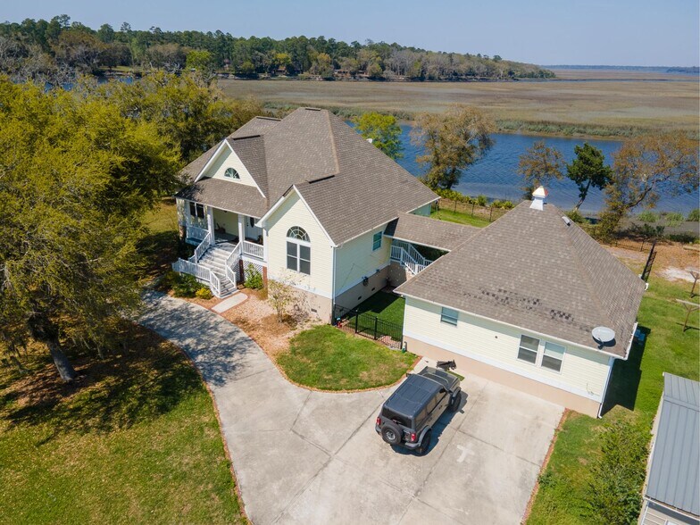 More Photos Of 155 Cedar Lodge Ln, Waverly Lodge Meeting Hall For Sale