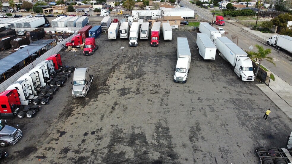 More Photos Of 15082 Valley Blvd, Fontana Land For Lease