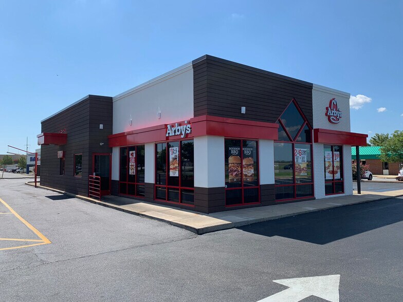 More Photos Of 138 Sunset Blvd, New Castle Unknown For Lease