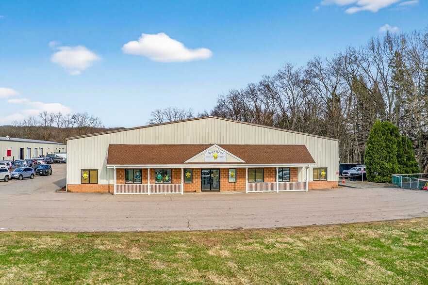 More Photos Of 841 Route 32, North Franklin Light Distribution For Lease