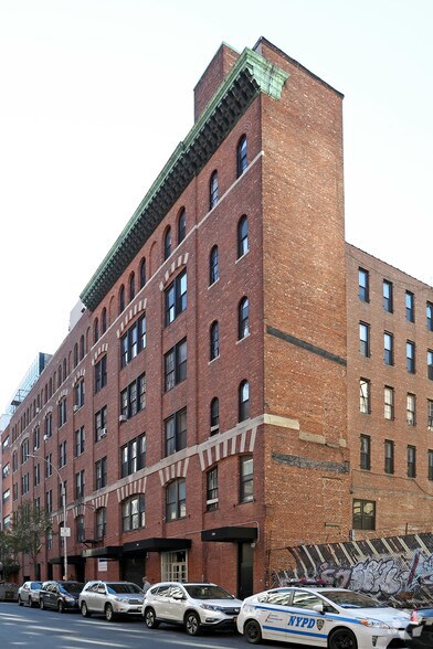 More Photos Of 544-548 W 27th St, New York Loft Creative Space For Lease