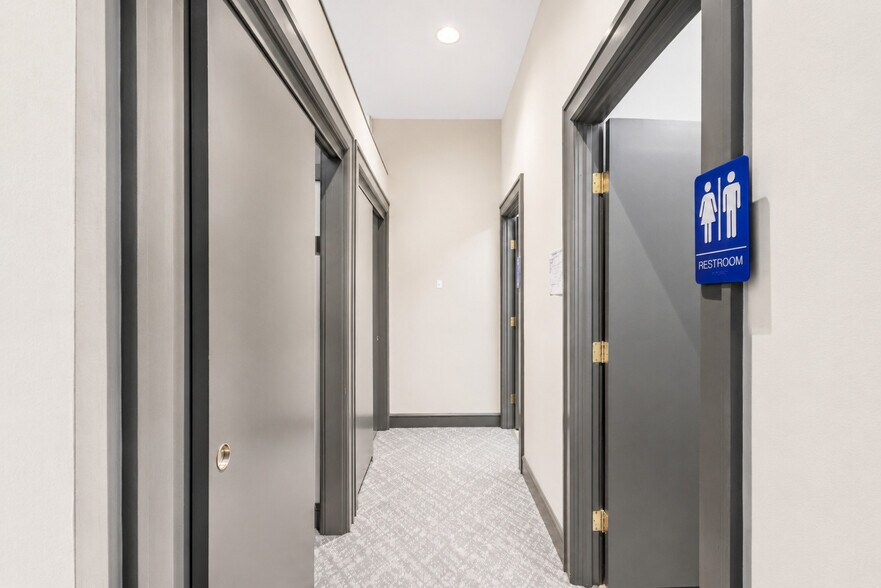 More Photos Of 5963 Kentshire Dr, Kettering Medical For Lease